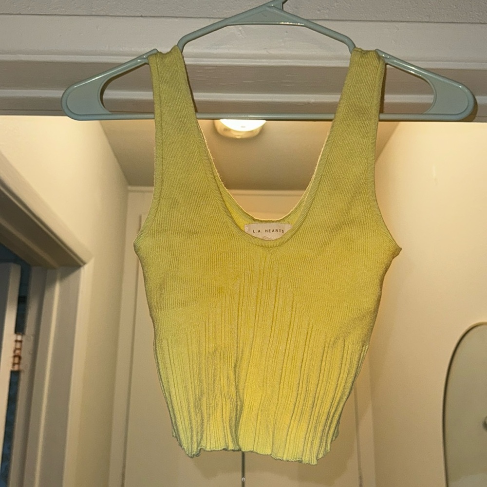 Light yellow ribbed top